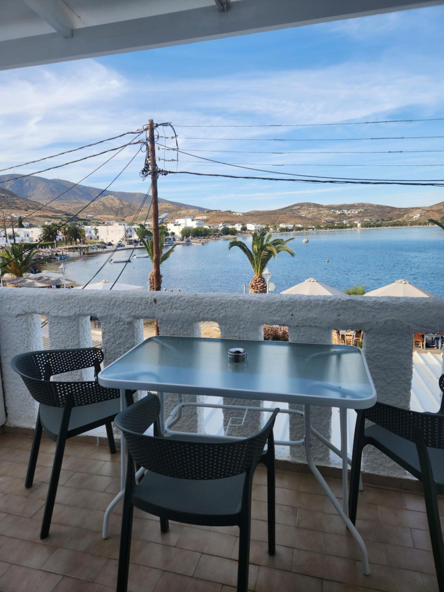 Eleios Hotel Serifos Livadi  Extérieur photo