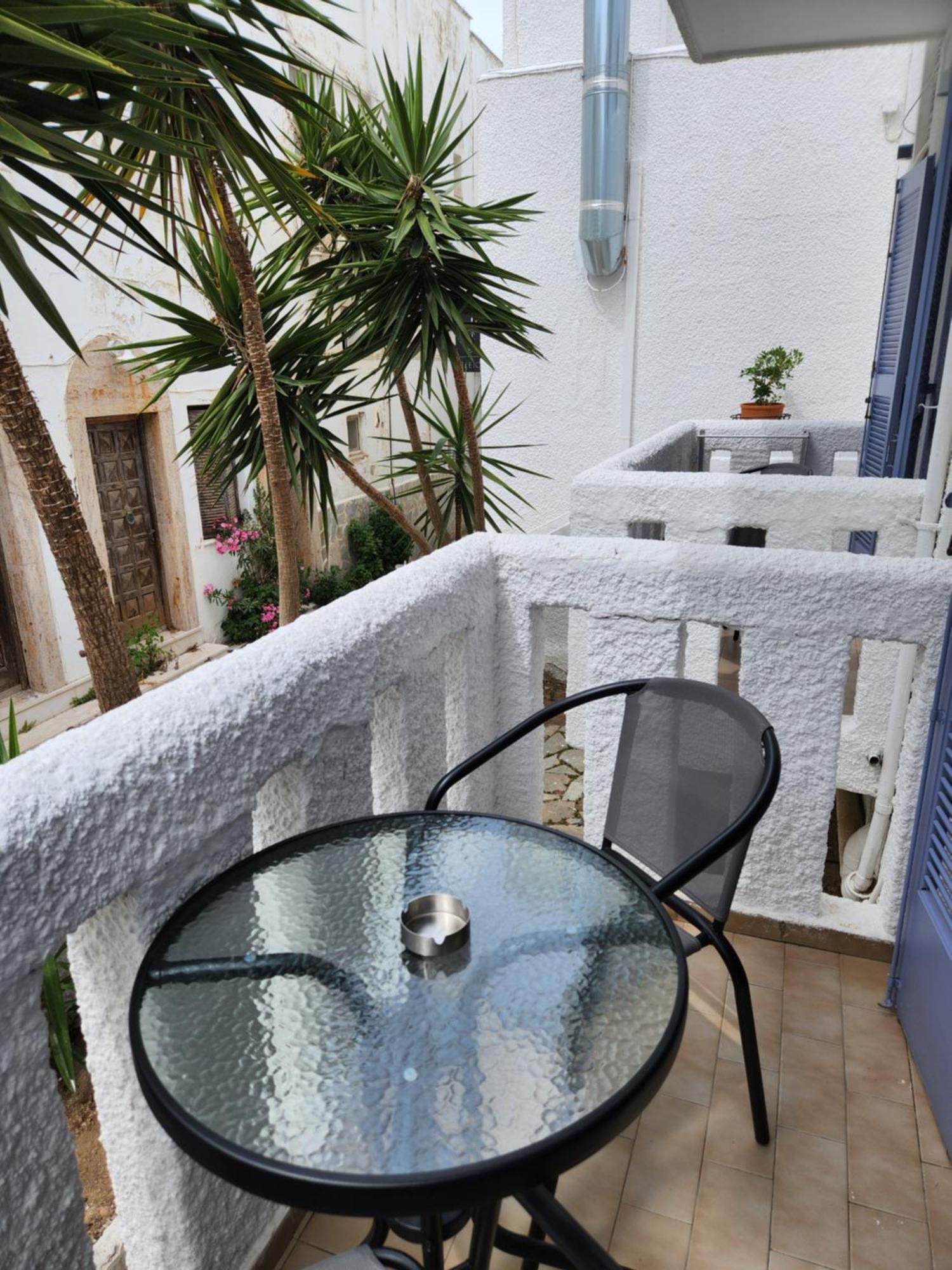 Eleios Hotel Serifos Livadi  Extérieur photo